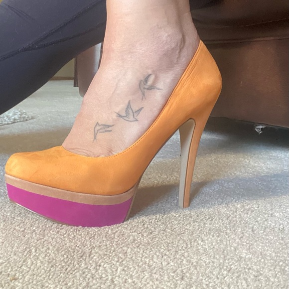Aldo Antonini-65 size US 10 Tangerine/hot pink. 4.5” heel 1 1/4” platform - Picture 3 of 10